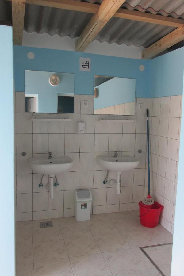 Caravan Near The Sea 2 Ugljan Exterior foto